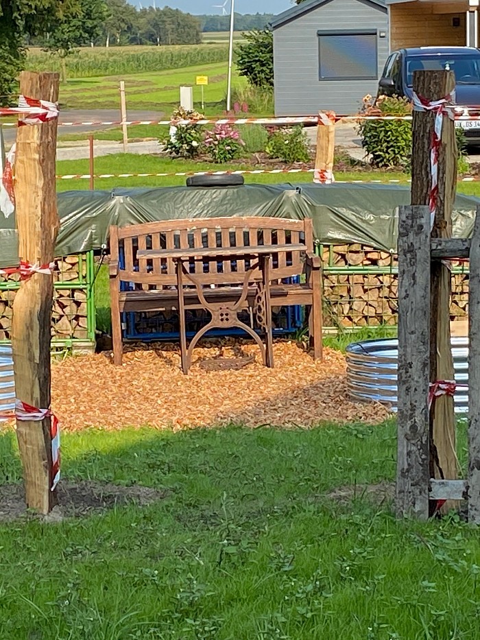 Mein Obstgarten, chillen kann man schon. 😊