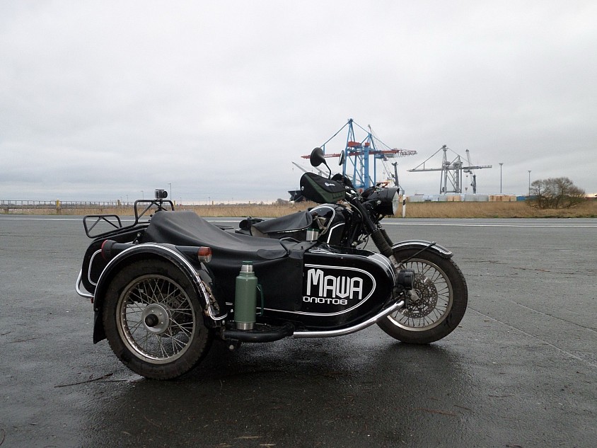 Маша – Ural M72 Retro